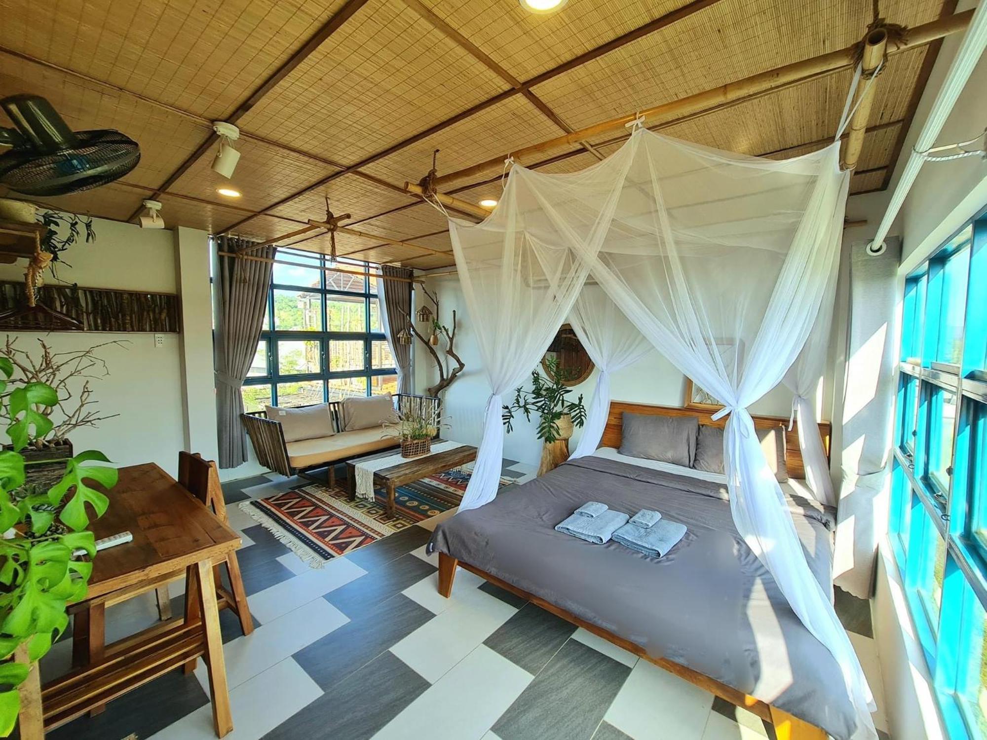 Tinh House Phu Quoc Hotel Екстериор снимка
